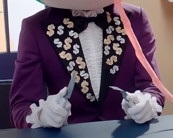 The frog's suit.